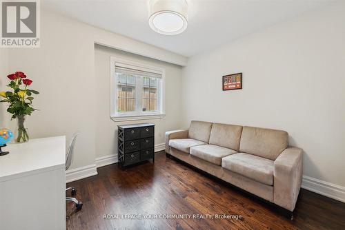 80 Princess Margaret Boulevard, Toronto, ON - Indoor Photo Showing Living Room