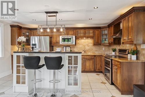 80 Princess Margaret Boulevard, Toronto (Princess-Rosethorn), ON - Indoor Photo Showing Kitchen With Upgraded Kitchen