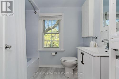 177 Avondale Avenue, Toronto (Willowdale East), ON - Indoor Photo Showing Bathroom