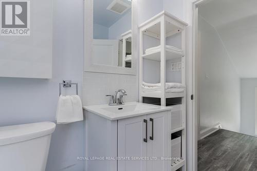 177 Avondale Avenue, Toronto (Willowdale East), ON - Indoor Photo Showing Bathroom