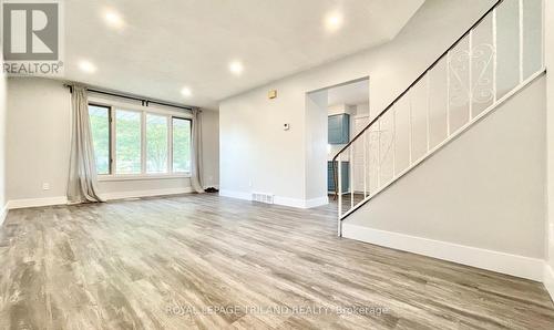 65 Manor Road, St. Thomas, ON - Indoor Photo Showing Other Room