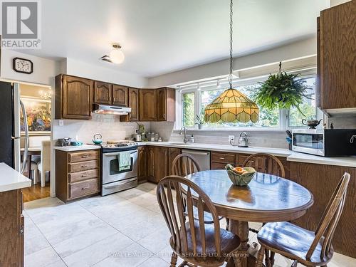 19 Haslemere Avenue, Brampton (Brampton East), ON - Indoor Photo Showing Dining Room