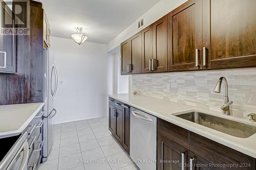 1215 - 75 Emmett Avenue, Toronto (Mount Dennis), ON - Indoor Photo Showing Kitchen With Upgraded Kitchen