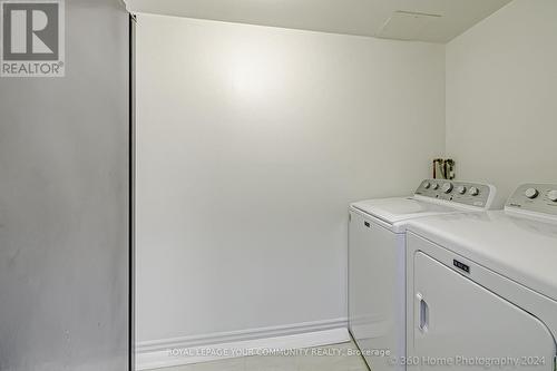 1215 - 75 Emmett Avenue, Toronto (Mount Dennis), ON - Indoor Photo Showing Laundry Room