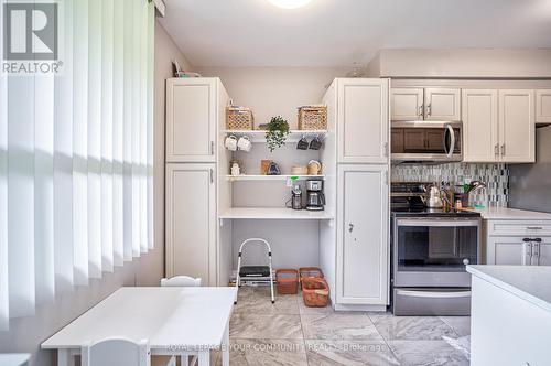 101 - 115 Antibes Drive, Toronto (Westminster-Branson), ON - Indoor Photo Showing Kitchen