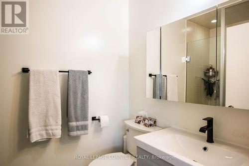 608 - 125 Village Green Square, Toronto, ON - Indoor Photo Showing Bathroom