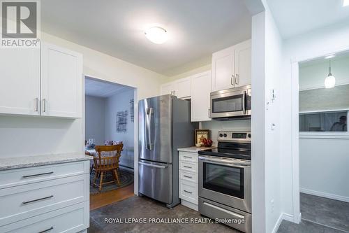 1521 County Road 28 Road, Quinte West, ON - Indoor Photo Showing Kitchen