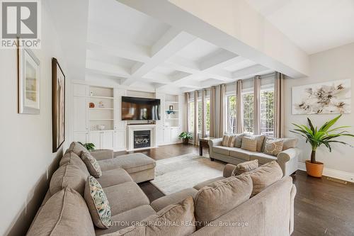 47 Bluff Trail, King (Nobleton), ON - Indoor Photo Showing Living Room With Fireplace