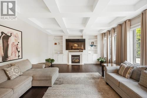 47 Bluff Trail, King (Nobleton), ON - Indoor Photo Showing Living Room With Fireplace