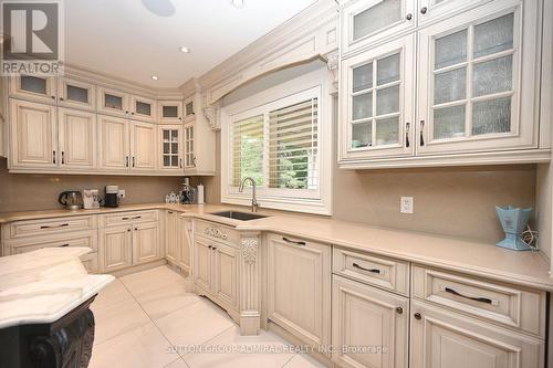 883 Parkland Avenue, Mississauga (Lorne Park), ON - Indoor Photo Showing Kitchen