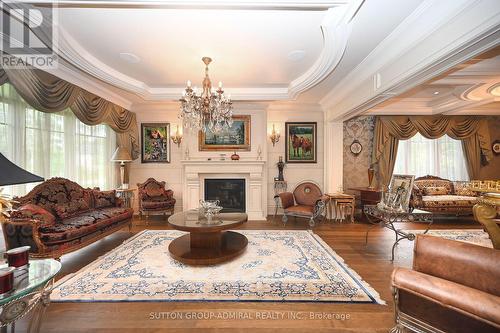 883 Parkland Avenue, Mississauga, ON - Indoor Photo Showing Living Room With Fireplace