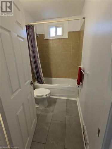 Unit 1 Prior to Tenant - 1366 4Th Avenue W, Owen Sound, ON - Indoor Photo Showing Bathroom