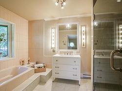 Ensuite bathroom - 