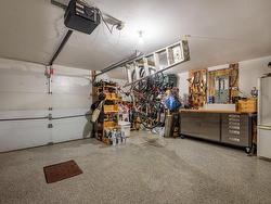 Garage - 