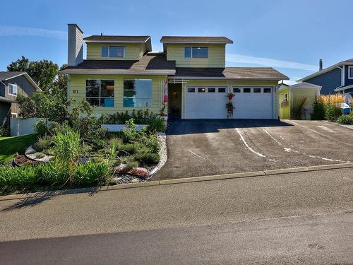 311 Robson Drive, Kamloops, BC - Outdoor With Facade