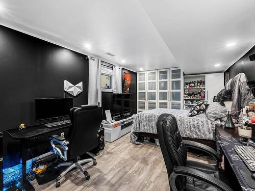 311 Robson Drive, Kamloops, BC - Indoor Photo Showing Office