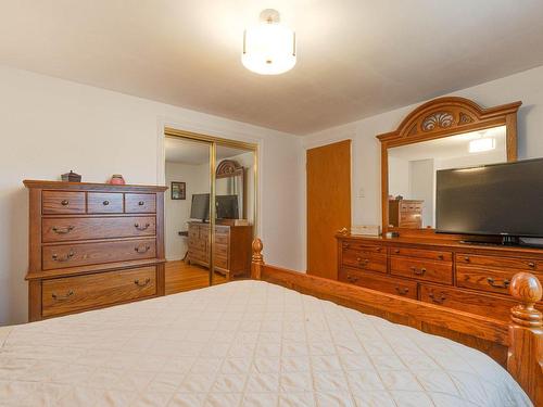 Chambre Ã  coucher principale - 601 Rue Joncas, Laval (Sainte-Dorothée), QC - Indoor Photo Showing Bedroom