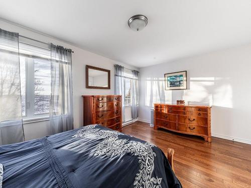 Master bedroom - 1272 Rue Bernier, Saint-Jean-Sur-Richelieu, QC - Indoor Photo Showing Bedroom