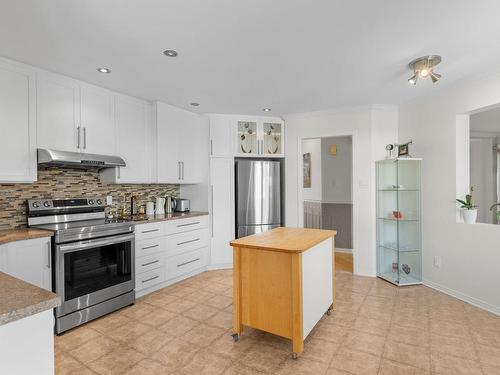 Kitchen - 2025 Rue Du Chevreuil, Longueuil (Le Vieux-Longueuil), QC - Indoor Photo Showing Kitchen