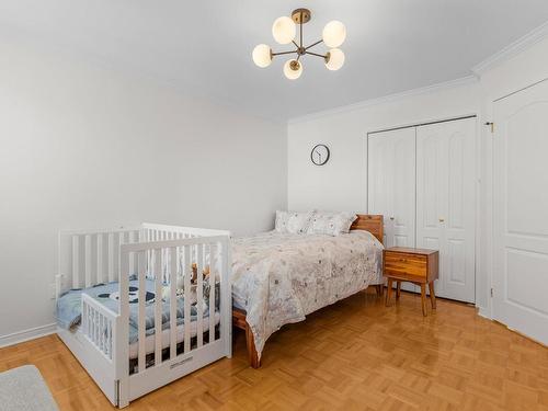 Chambre Ã Â coucher - 2025 Rue Du Chevreuil, Longueuil (Le Vieux-Longueuil), QC - Indoor Photo Showing Bedroom