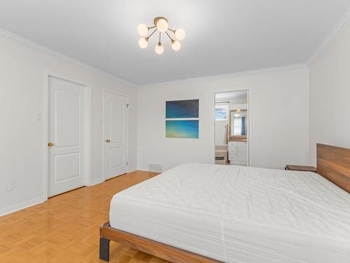 Chambre Ã Â coucher - 2025 Rue Du Chevreuil, Longueuil (Le Vieux-Longueuil), QC - Indoor Photo Showing Bedroom