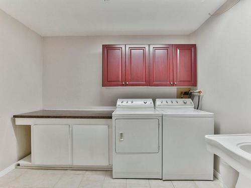 Bathroom - 564 Rue St-Étienne, L'Assomption, QC - Indoor Photo Showing Laundry Room