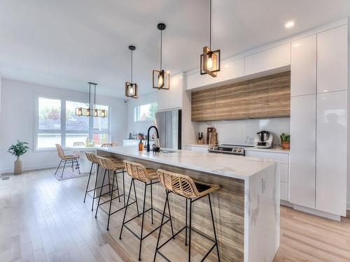 Cuisine - 449 Rue Léon-Bloy E., La Prairie, QC - Indoor Photo Showing Kitchen With Upgraded Kitchen