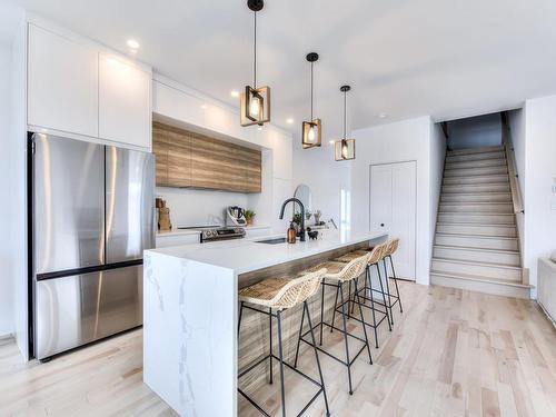 Cuisine - 449 Rue Léon-Bloy E., La Prairie, QC - Indoor Photo Showing Kitchen With Upgraded Kitchen