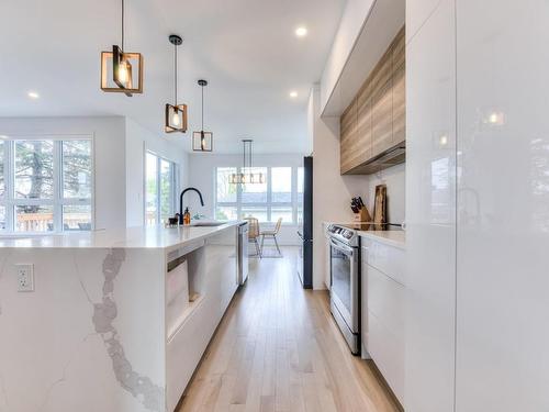 Cuisine - 449 Rue Léon-Bloy E., La Prairie, QC - Indoor Photo Showing Kitchen With Upgraded Kitchen