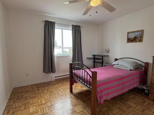 Chambre Ã  coucher principale - F-7211 Rue Chouinard, Montréal (Lasalle), QC - Indoor Photo Showing Bedroom