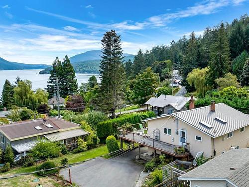 1040 Maple Bay Rd, Duncan, BC 