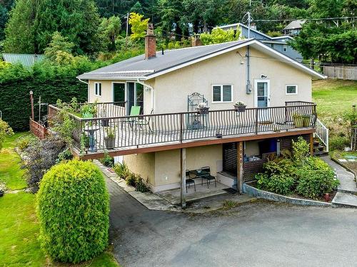 1040 Maple Bay Rd, Duncan, BC 