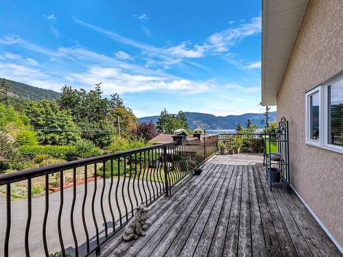 1040 Maple Bay Rd, Duncan, BC 