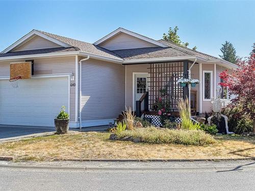 649 Oakwood Rd, Ladysmith, BC 