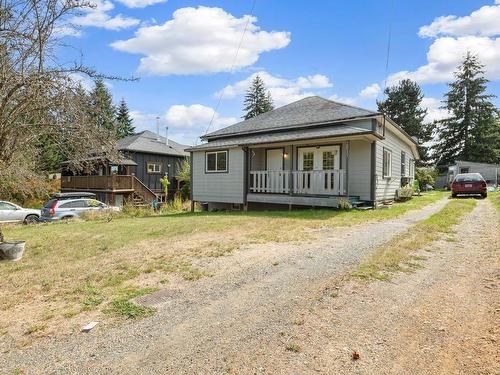 2817 Maryport Ave, Cumberland, BC 