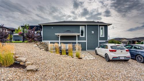 6681 Blackcomb Way, Vernon, BC - Outdoor