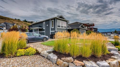 6681 Blackcomb Way, Vernon, BC - Outdoor