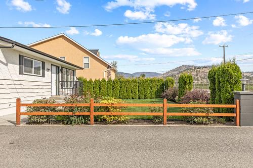 3990 Hitchner Road, West Kelowna, BC - Outdoor