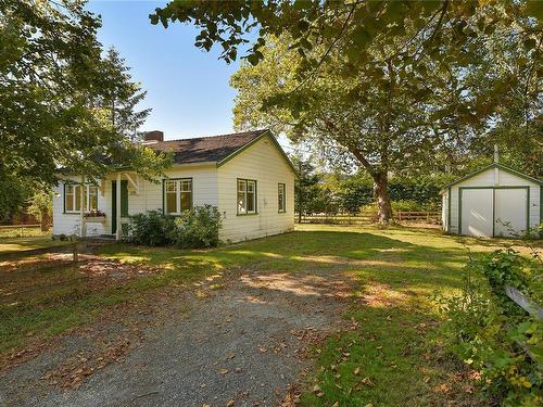 2173 Tryon Rd, North Saanich, BC 