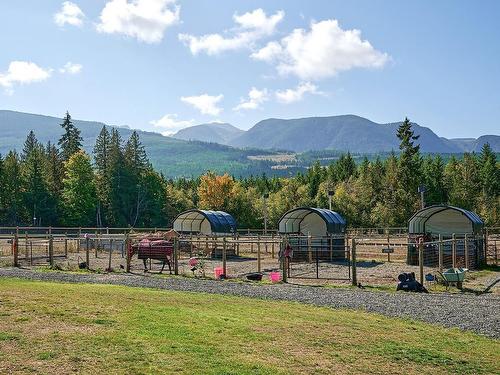 1085 Alpine View Pl, Whiskey Creek, BC 