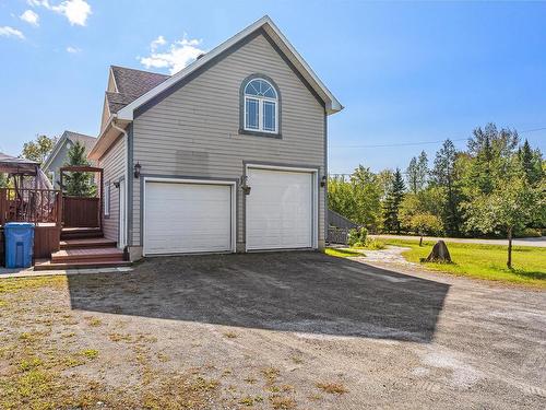 Garage - 46 Rue Du Roitelet, Orford, QC - Outdoor With Deck Patio Veranda With Exterior