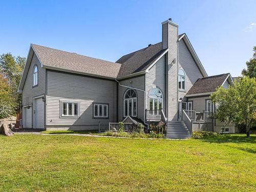 Frontage - 46 Rue Du Roitelet, Orford, QC - Indoor Photo Showing Garage