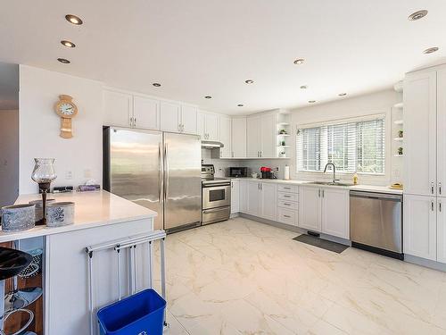 Kitchen - 46 Rue Du Roitelet, Orford, QC - Indoor Photo Showing Other Room With Fireplace