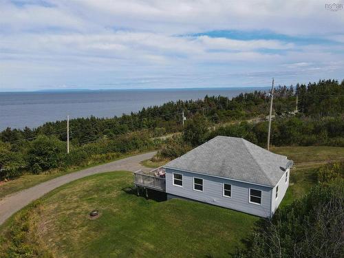 27 Old School Loop, Cape George Point, NS 