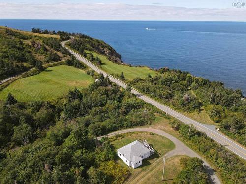 27 Old School Loop, Cape George Point, NS 