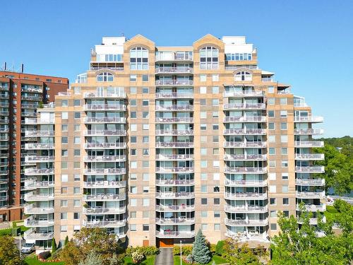 FaÃ§ade - 203-520 Place Juge-Desnoyers, Laval (Pont-Viau), QC - Outdoor With Facade