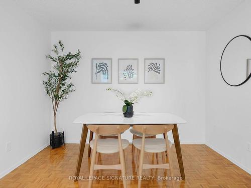 114-5795 Yonge St, Toronto, ON - Indoor Photo Showing Dining Room