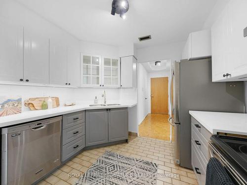 114-5795 Yonge St, Toronto, ON - Indoor Photo Showing Kitchen