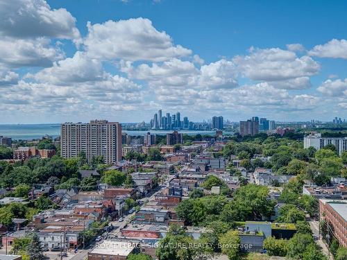 2009-20 Minowan Miikan Lane, Toronto, ON - Outdoor With View