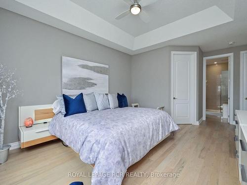 111 Ridge Way, New Tecumseth, ON - Indoor Photo Showing Bedroom